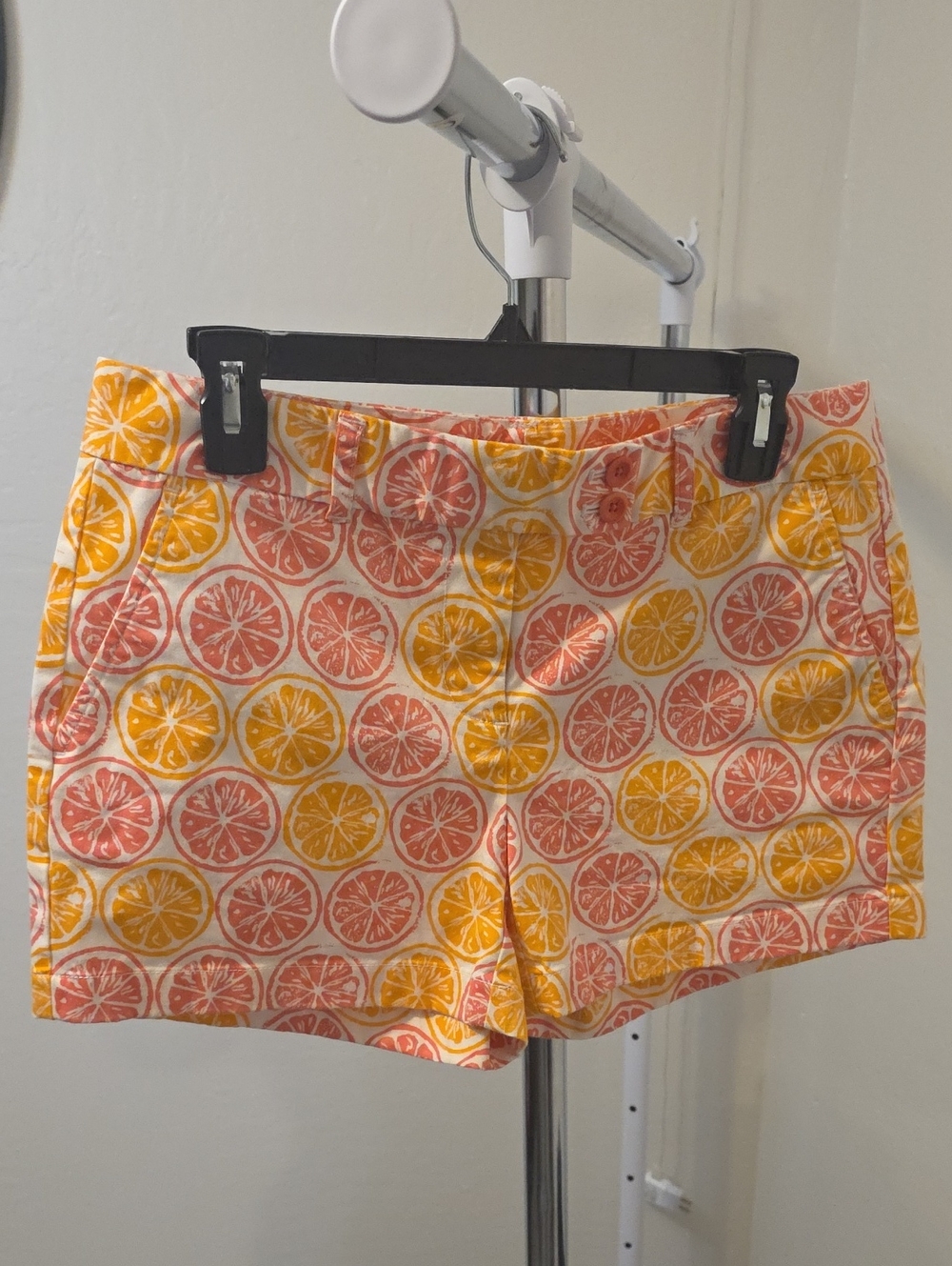 Vineyard Vines Citrus Slice Cotton Shorts in Pink & Yellow